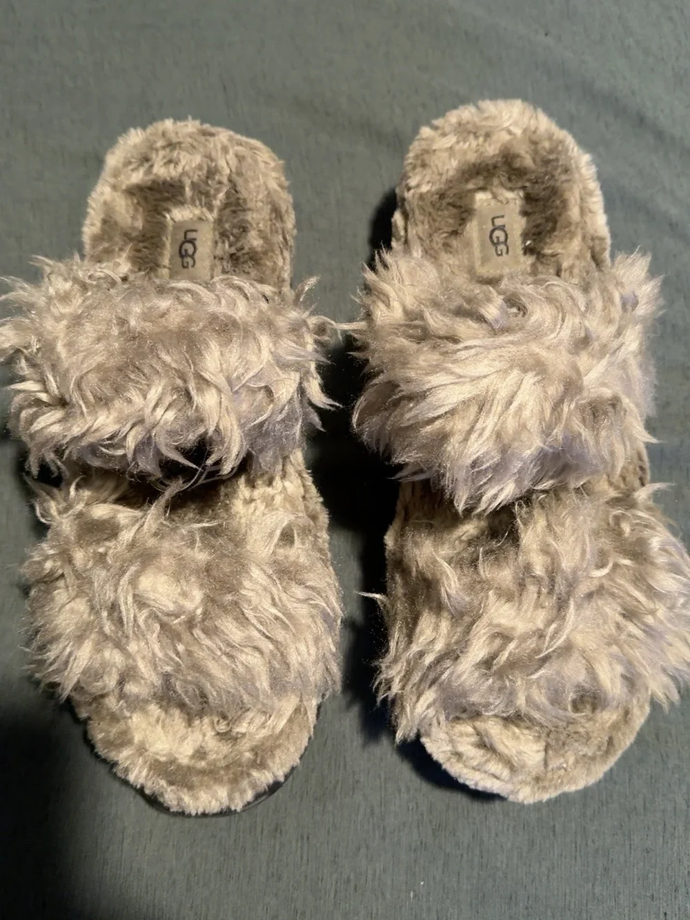 UGG fuzz sugar
